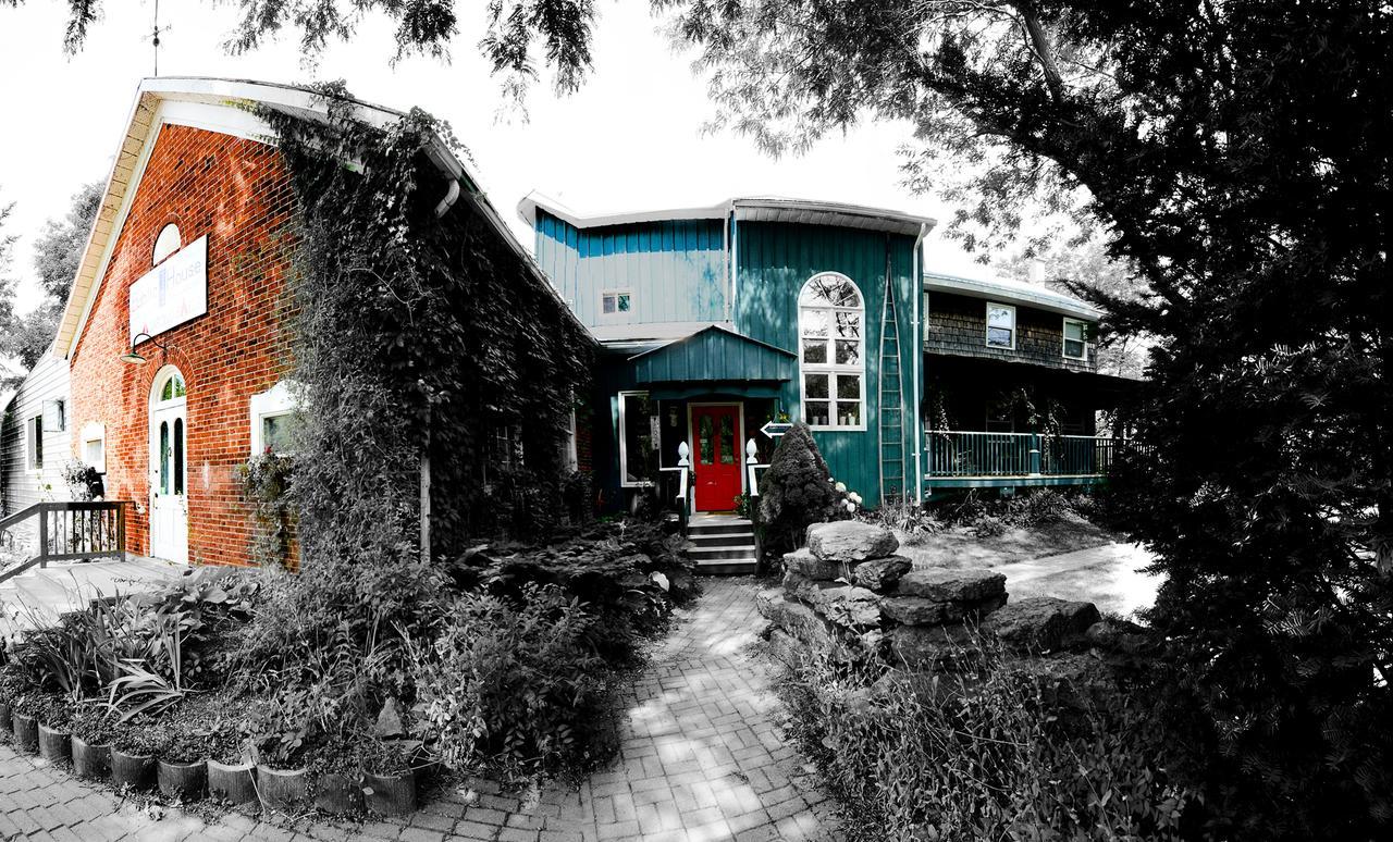 Jackson'S Falls Country Inn Milford Exterior photo